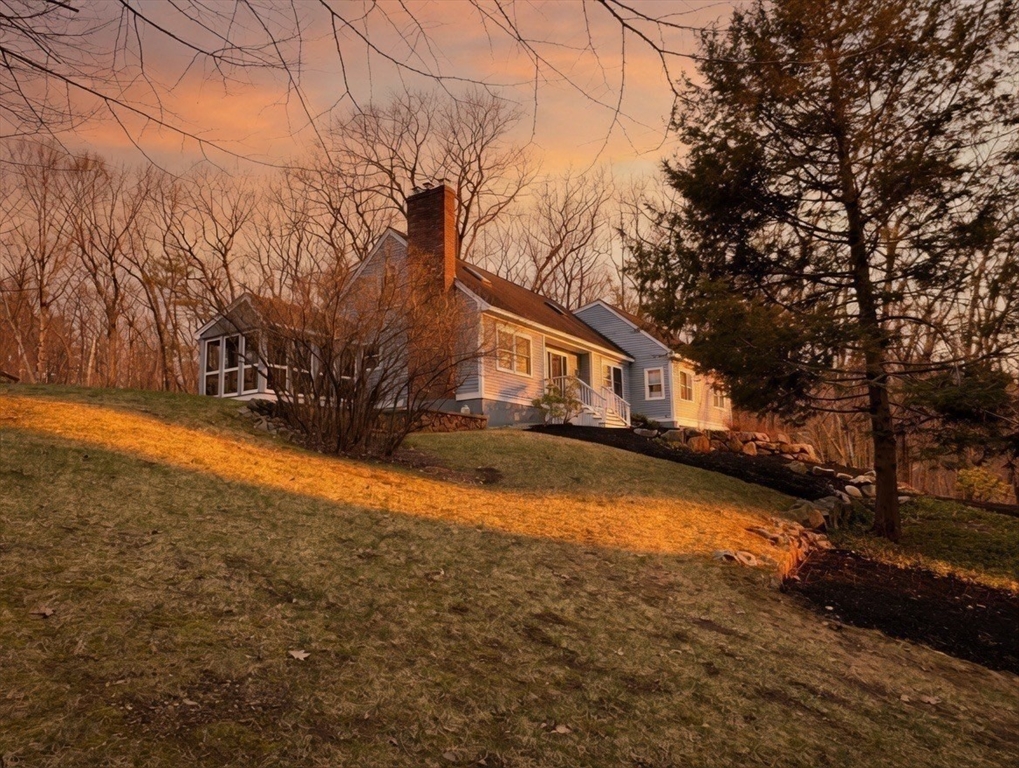 31 Hillside Road Boxford, MA 01921 - Photo 10 of 42 Gallery Image 10