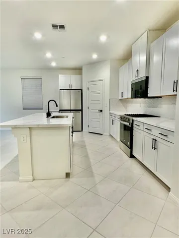 $2,850 | 3630 Cameri Avenue, Henderson, NV 89044