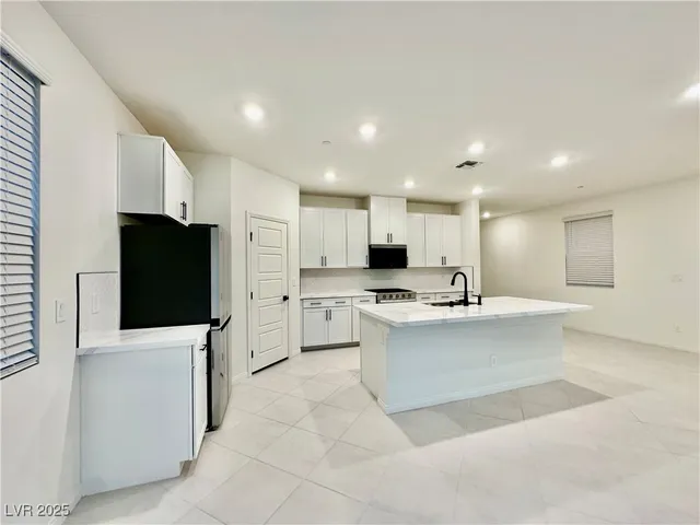 $2,850 | 3630 Cameri Avenue, Henderson, NV 89044