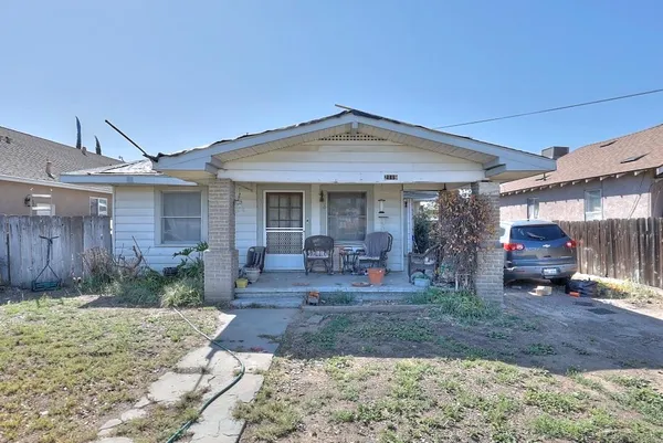 $299,900 | 2119 Charles Street, Hughson, CA 95326