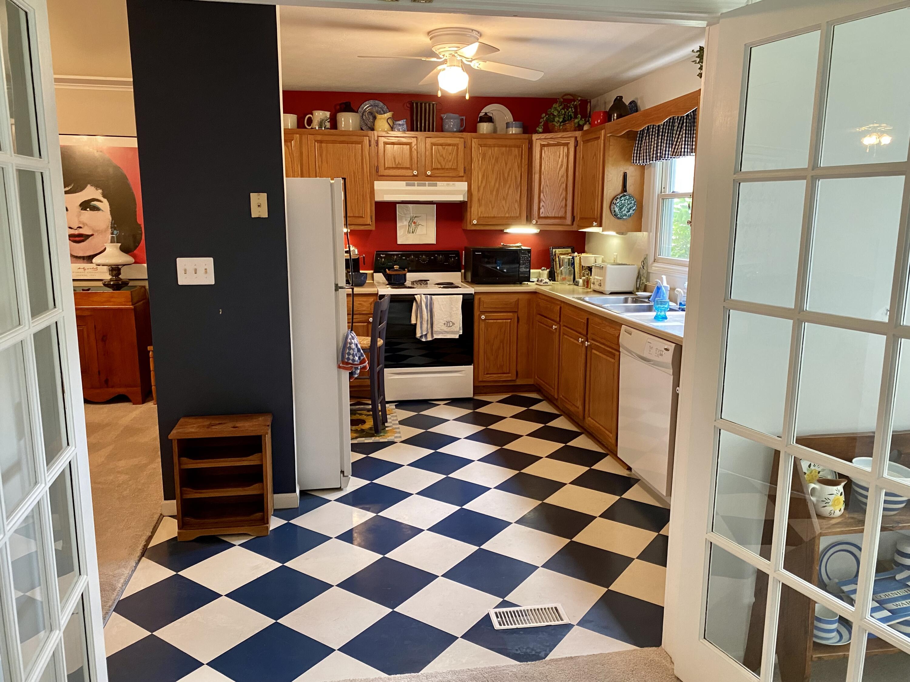 478 Ridgeview Circle East, Unit 6 Springfield, OH 45504 - Photo 10 of 22