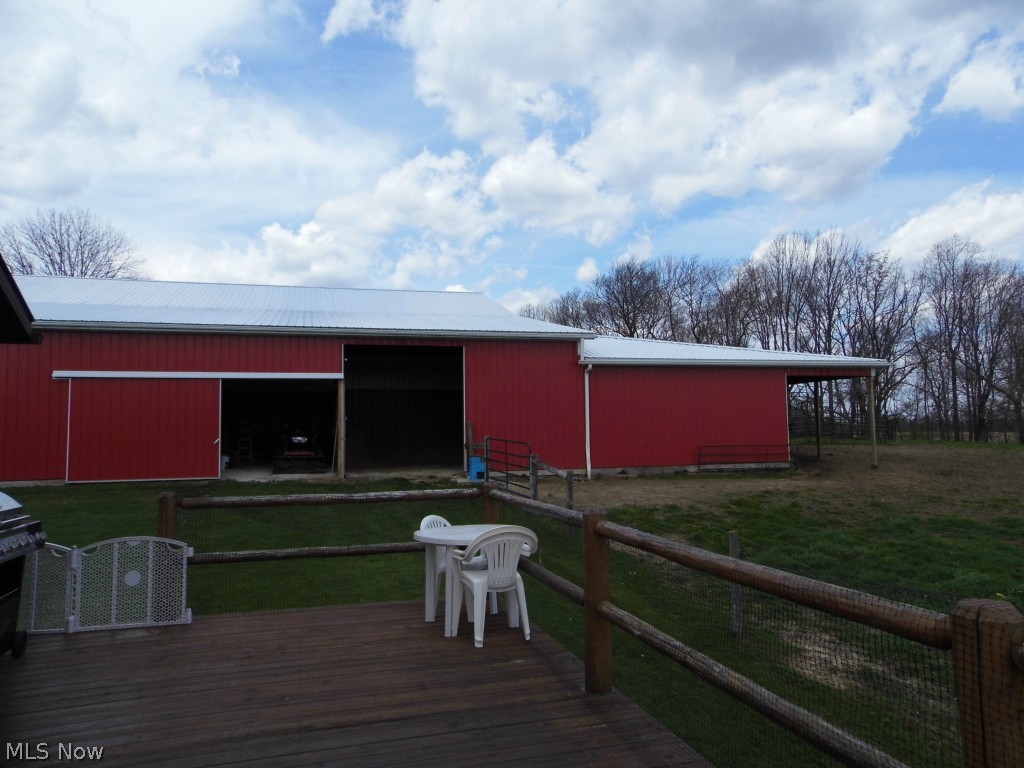 8038 Germano Road Southeast Amsterdam, OH 43903 - Photo 3 of 25