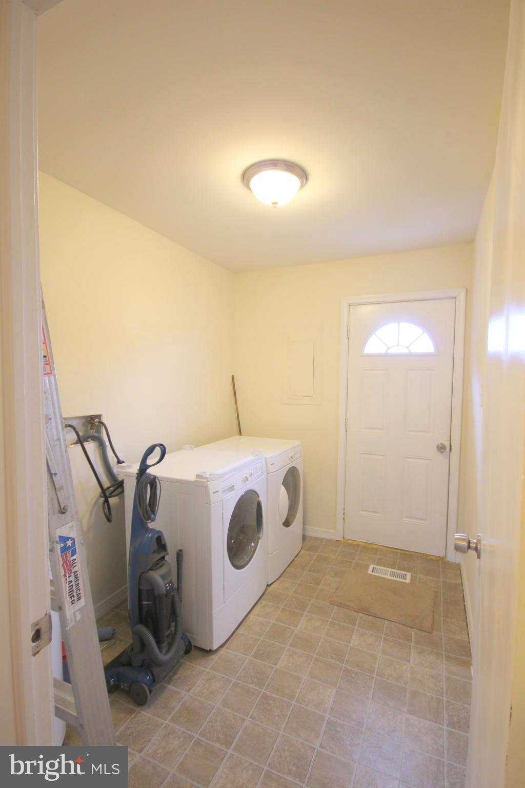 459 Chilton Road Montross, VA 22520 - Photo 20 of 25 Interior (General)