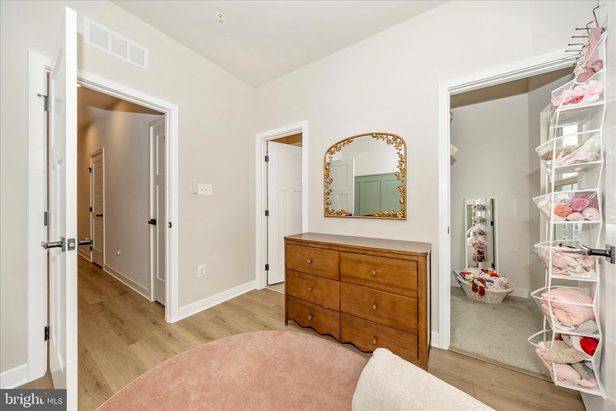 344 Patterson Park Road Frederick, MD 21703 - Photo 18 of 41 a room with furniture and mirror