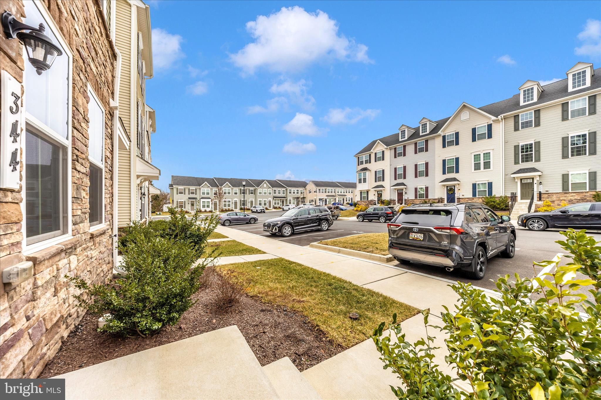 344 Patterson Park Road Frederick, MD 21703 - Photo 35 of 41 a view of a building with cars