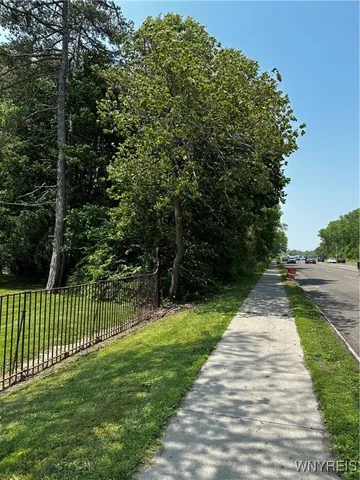 $38,000 | 3350 Niagara Falls Boulevard, Amherst, NY 14228