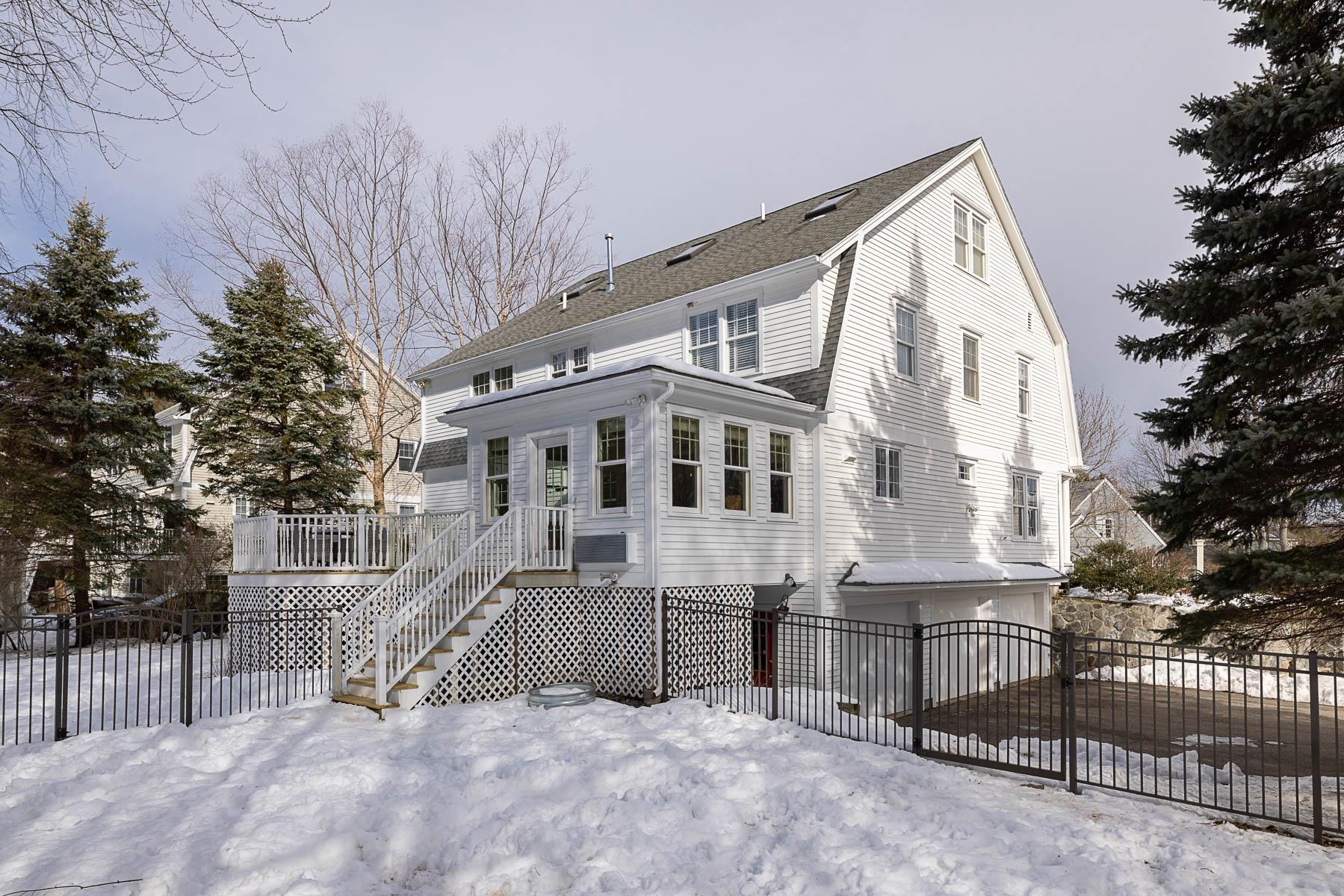 3 Squamscott Circle Exeter, NH 03833 - Photo 3 of 40