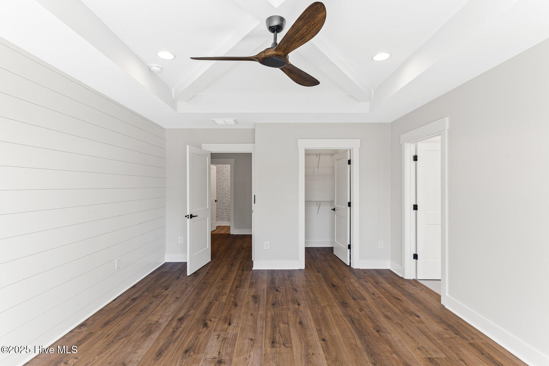 404 East Blackbeard Road Wilmington, NC 28409 - Photo 28 of 67 028_404_east_blackbeard_road-28_828