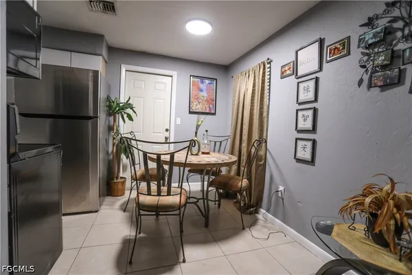 $295,900 | 2406 Linhart Avenue, Fort Myers, FL 33901