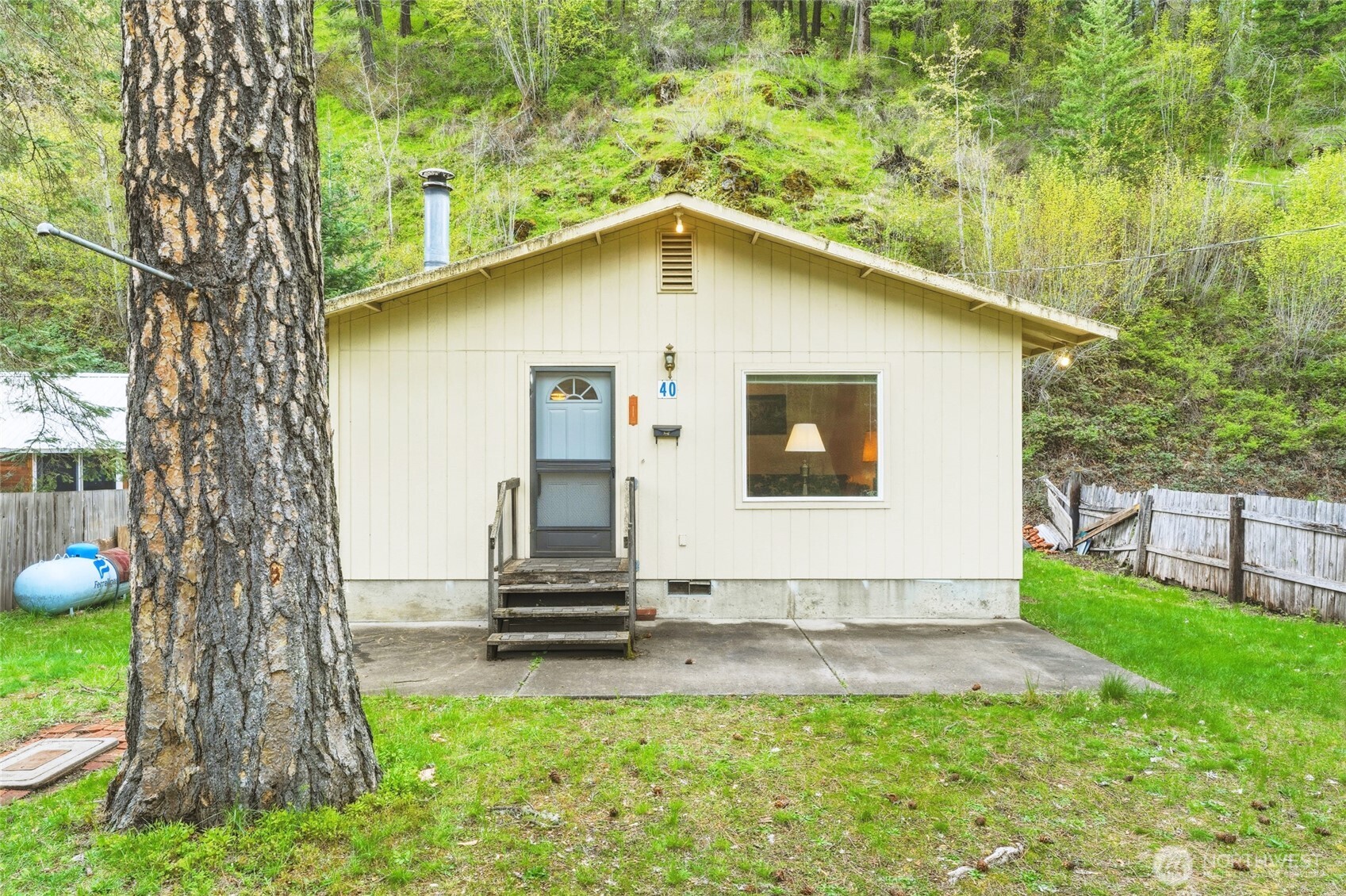 40 Blue Jay Loop Walla Walla, WA 99362 - Photo 2 of 29