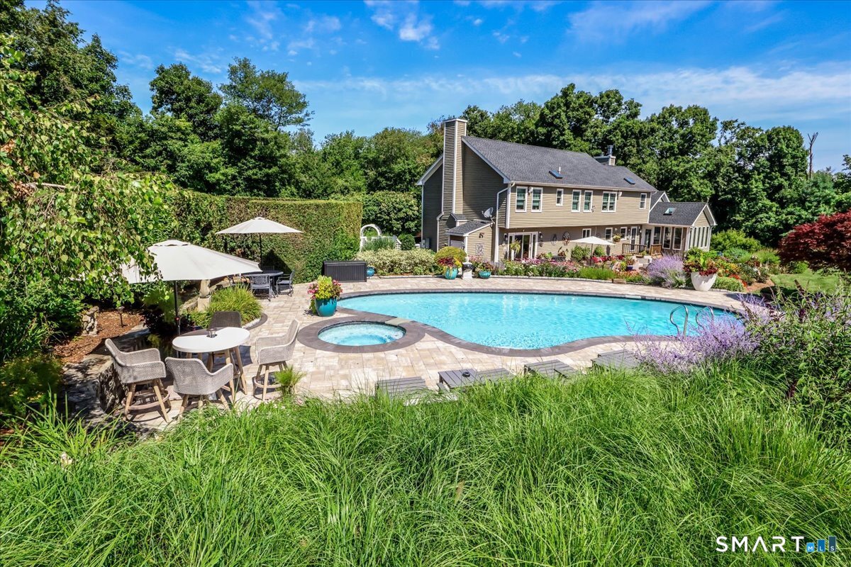 490 Cutler's Farm Road Monroe, CT 06468 - Photo 6 of 6 Gallery Image 6