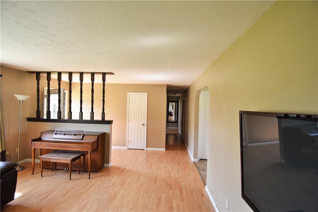 4821 Willow Dale Road Springfield, OH 45502 - Photo 10 of 27