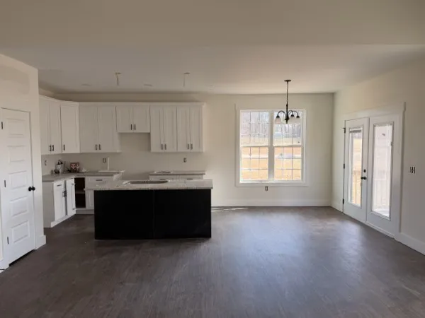 $329,900 | 527 Old Hopkinsville Road, Cadiz, KY 42211