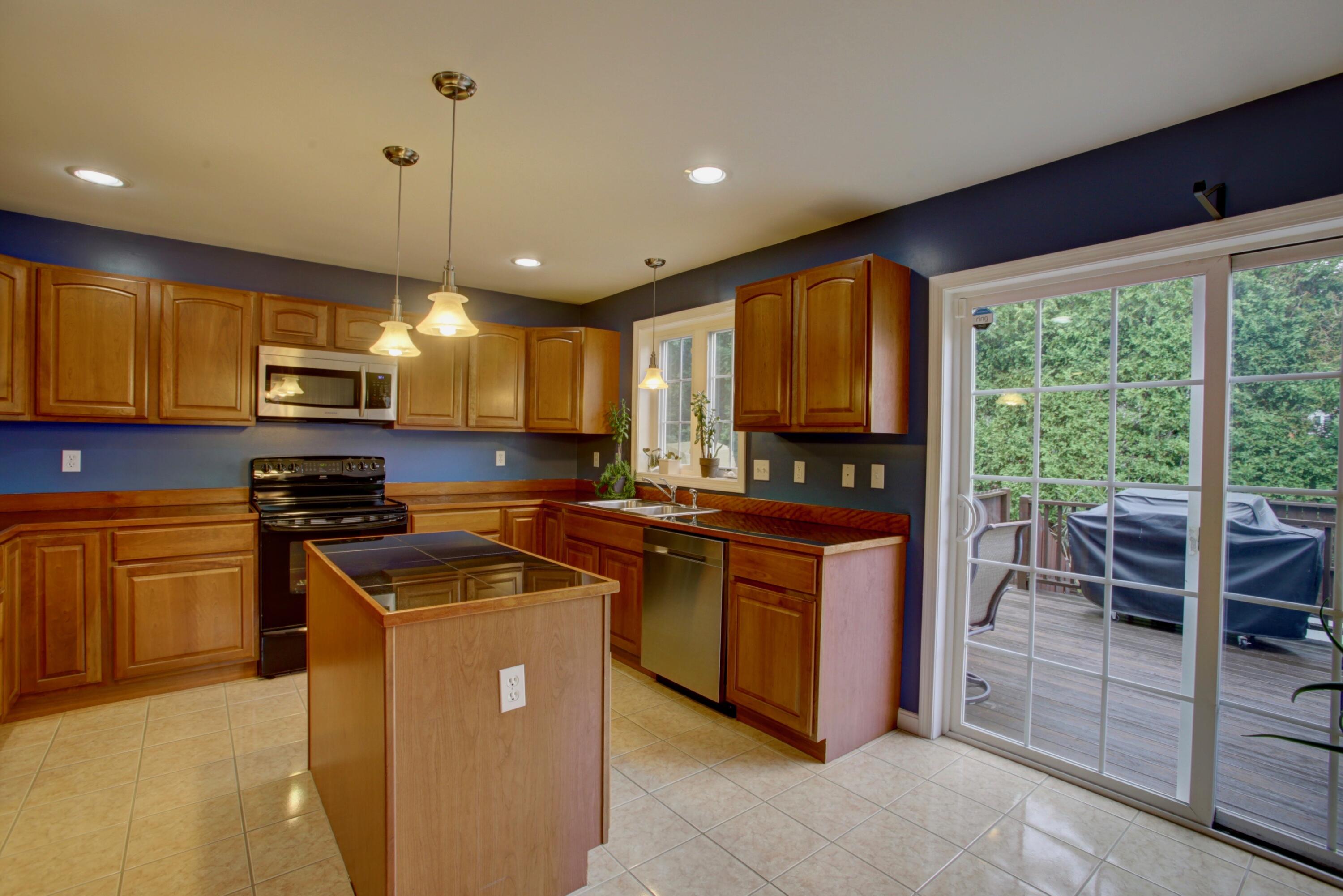 132 Spring Street Westbrook, ME 04092 - Photo 11 of 38 63