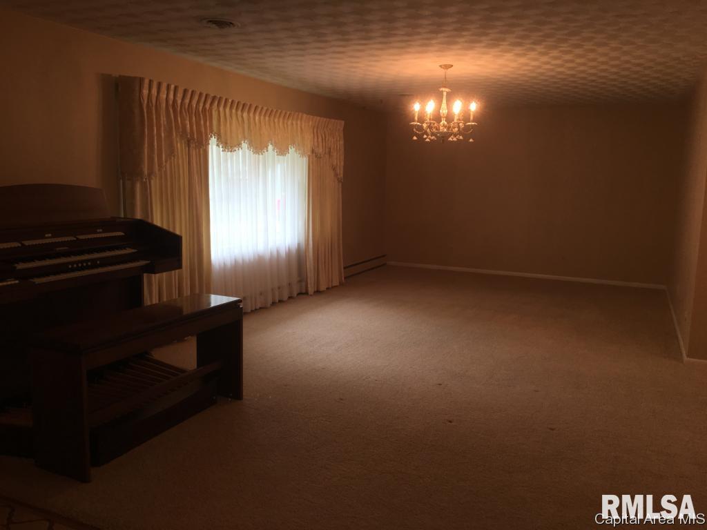 201 Maple Street Athens, IL 62613 - Photo 14 of 34 Gallery Image 14