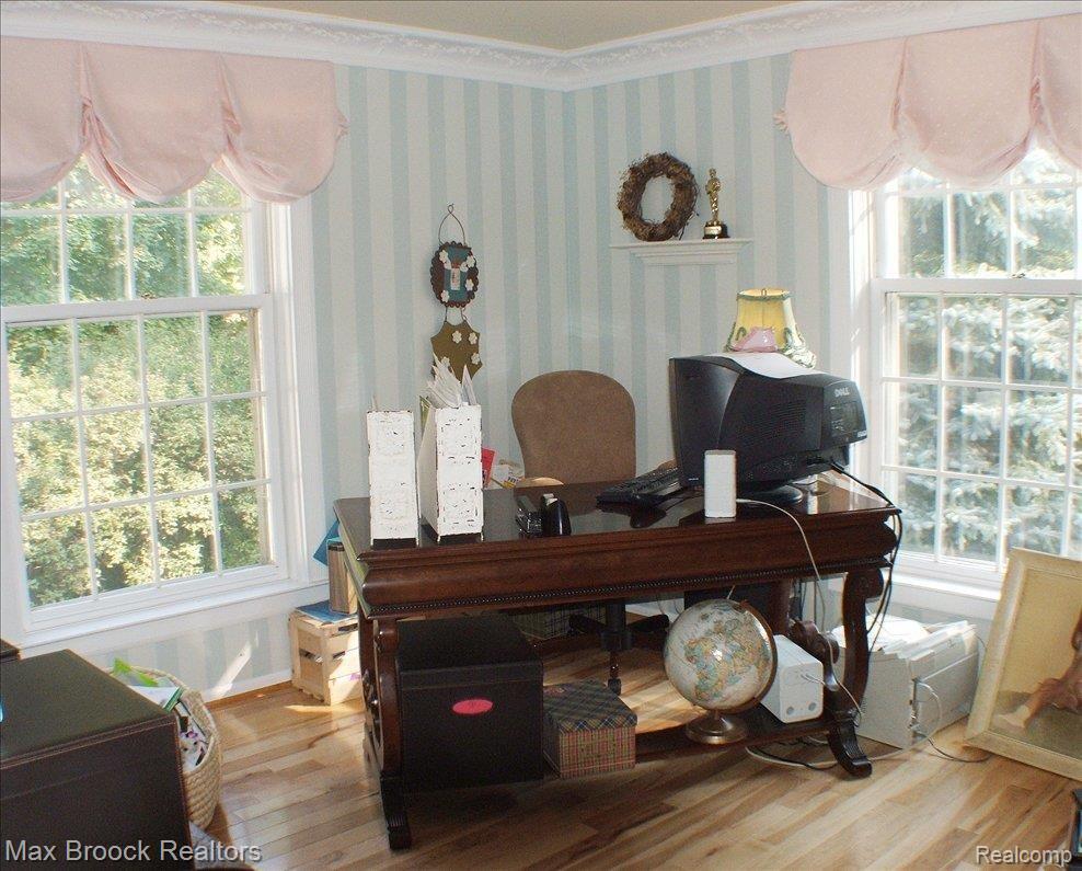 570 Aspen Road Birmingham, MI 48009 - Photo 11 of 19 upstairs office