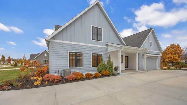 $589,000 | 513 Mdw Circle East, Kohler, WI 53044