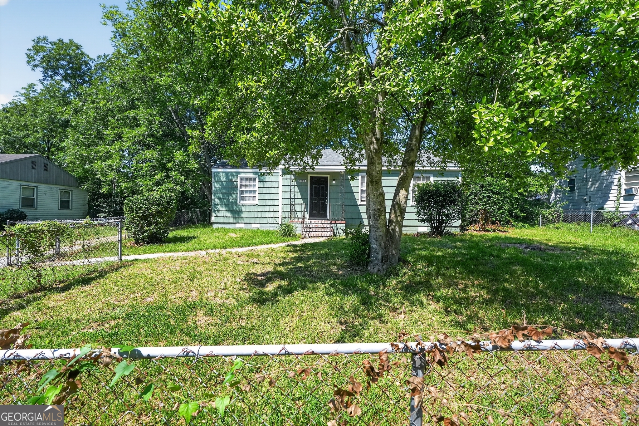 2328 Getzen Street Augusta, GA 30906 - Photo 5 of 32