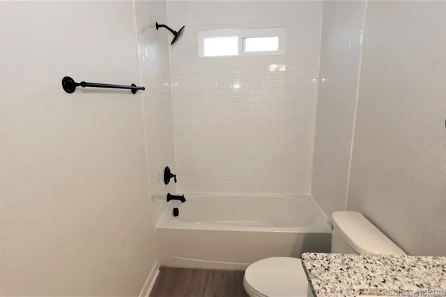 $1,575 | 2515 Lynwood Bend, Unit 101, San Antonio, TX 78245