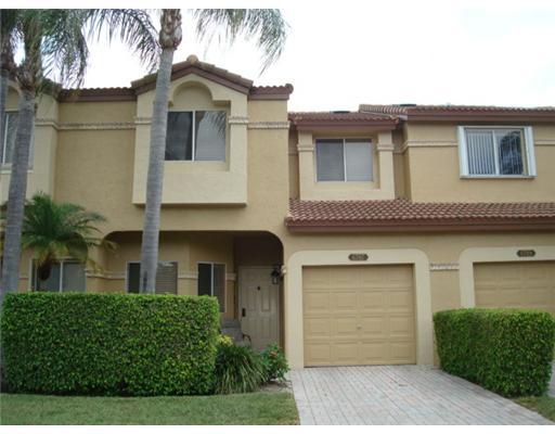 6787 Via Regina, Unit 6 Boca Raton, FL 33433 - Photo 1 of 6 Primary Photo