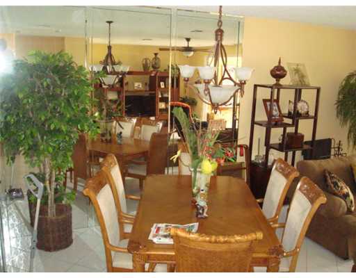 6787 Via Regina, Unit 6 Boca Raton, FL 33433 - Photo 2 of 6 Additional Photo