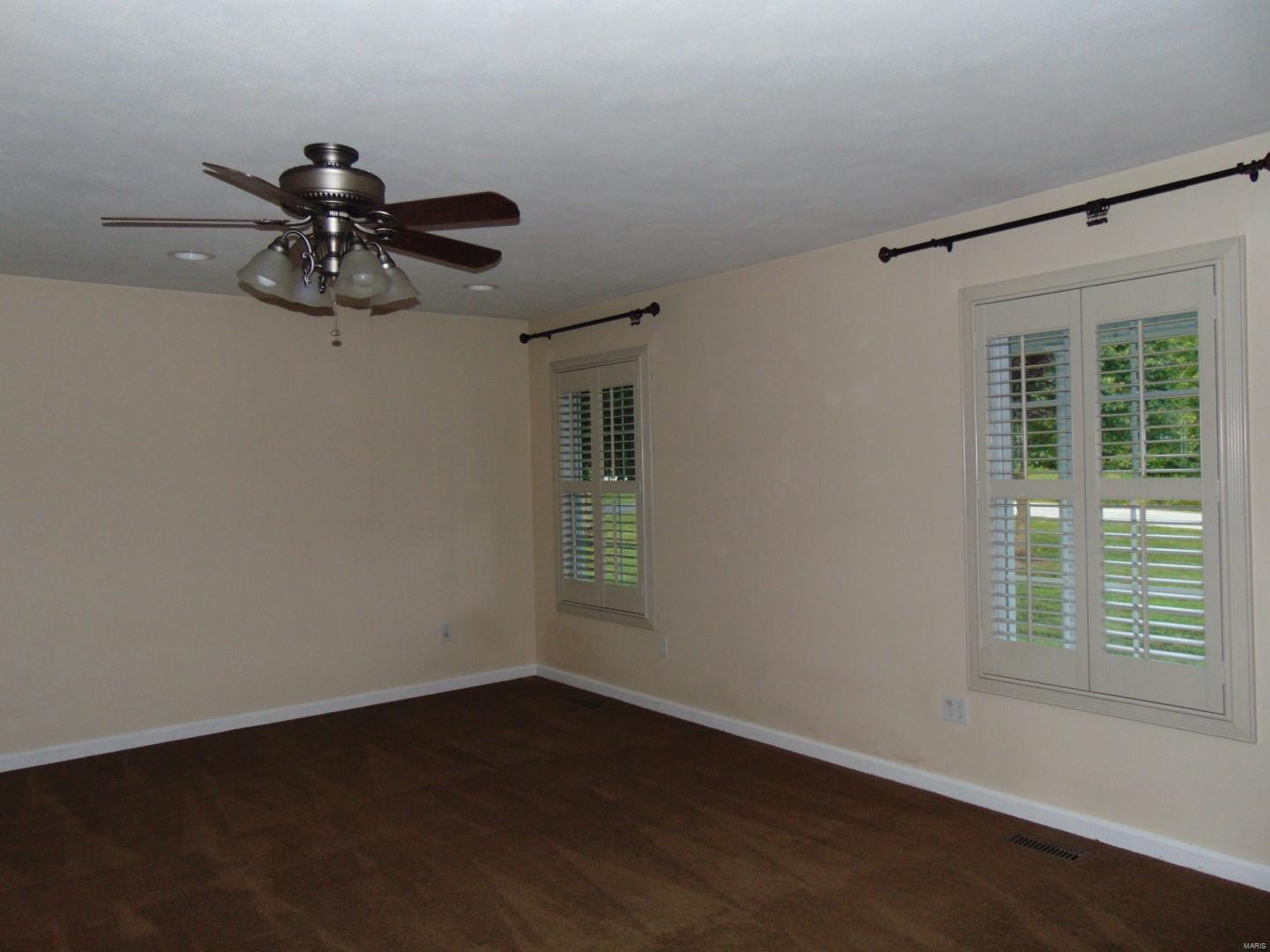 473 Logan Run Road Murphysboro, IL 62966 - Photo 8 of 36