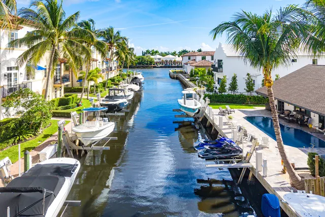 $799,000 | 824 Virginia Gardens Drive, Boynton Beach, FL 33435