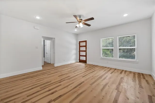 $1,550 | 6127 Tejas Drive, Mabank, TX 75156