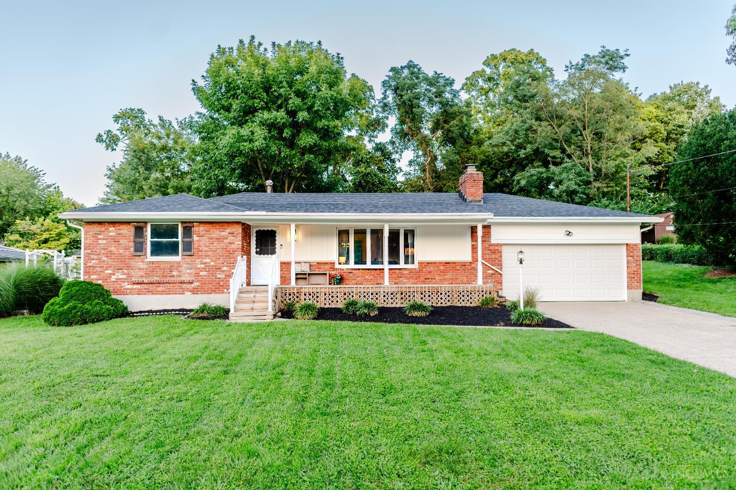 1094 Pamela Road Cincinnati, OH 45255 - Photo 1 of 40 Gallery Image 1