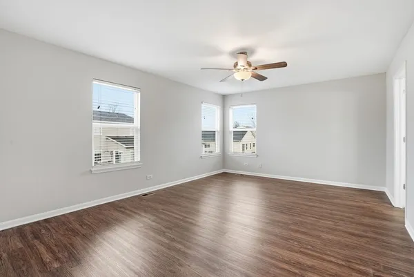 $2,900 | 2647 Pecos Circle, Montgomery, IL 60538