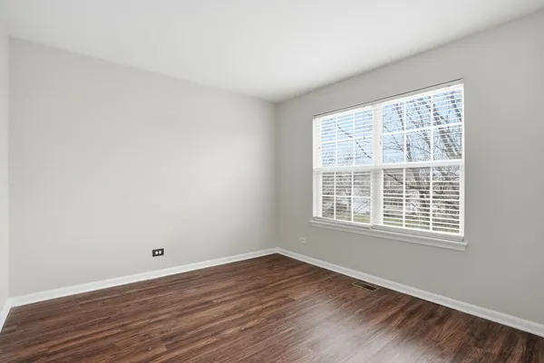 $2,900 | 2647 Pecos Circle, Montgomery, IL 60538