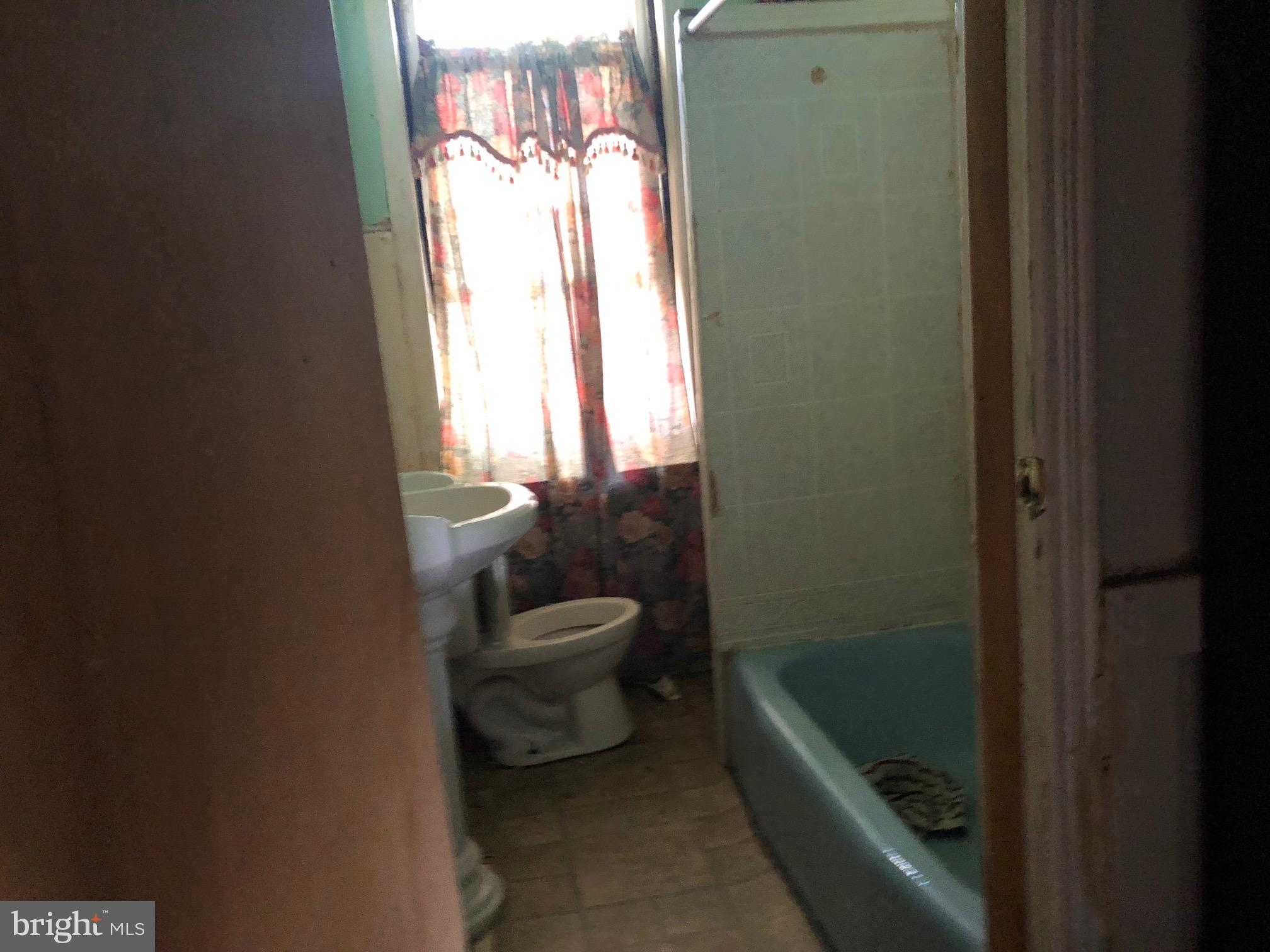 5521 Spring Street Philadelphia, PA 19139 - Photo 7 of 8 Gallery Image 7