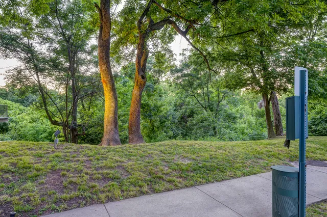 $345,000 | 102 Quitman Street, Unit 207, Houston, TX 77009