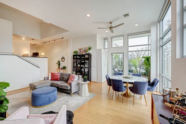 $345,000 | 102 Quitman Street, Unit 207, Houston, TX 77009