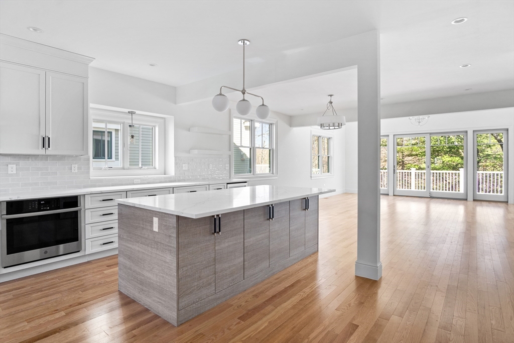 20 Talbot Lane, Unit 20 Reading, MA 01867 - Photo 7 of 38