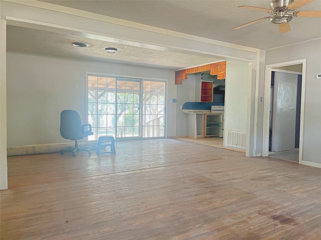 300 Stone Ridge Drive Austin, TX 78734 - Photo 16 of 27