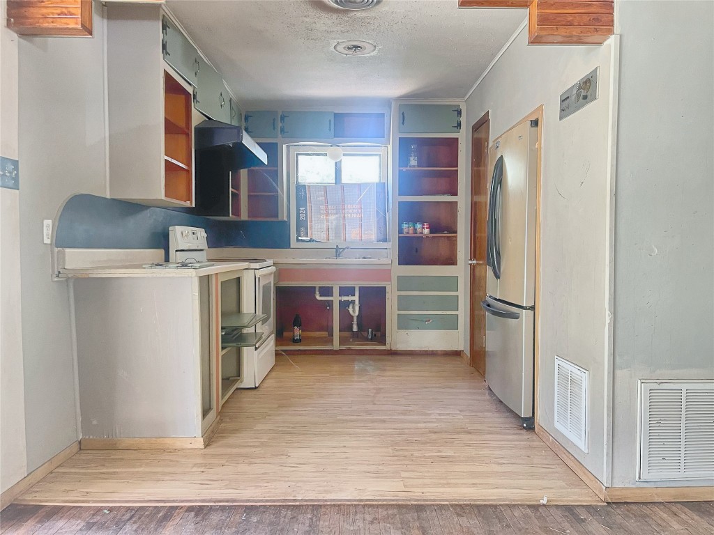 300 Stone Ridge Drive Austin, TX 78734 - Photo 22 of 27