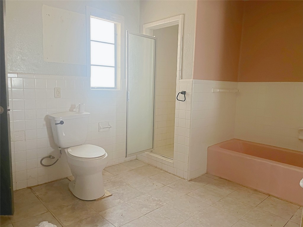 300 Stone Ridge Drive Austin, TX 78734 - Photo 24 of 27