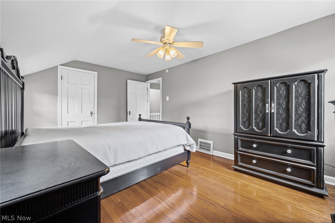 7471 Som Center Road Solon, OH 44139 - Photo 19 of 34 Second Floor Primary Bedroom