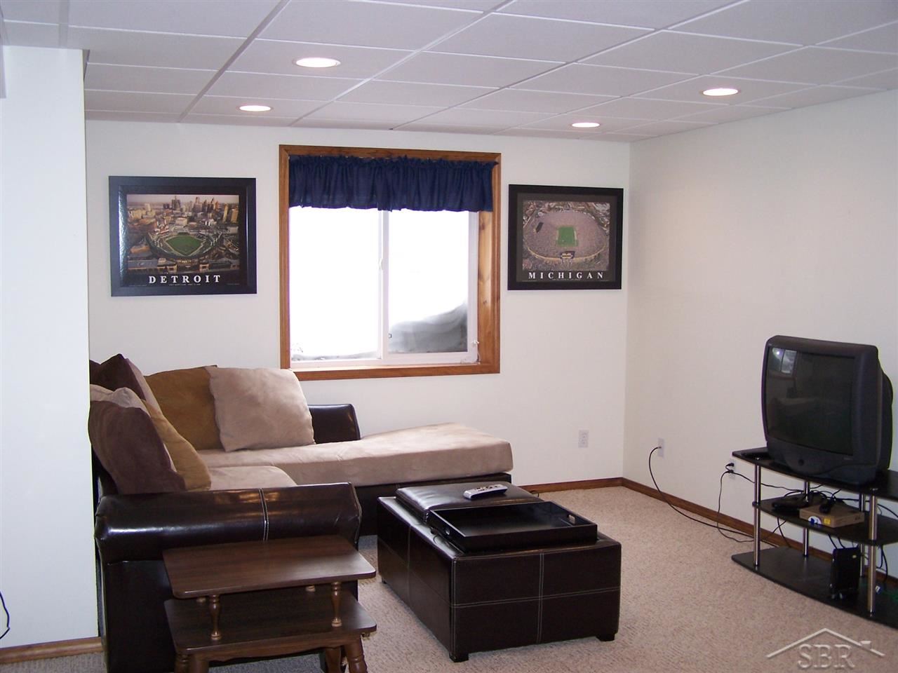 8171 Webster Road Freeland, MI 48623 - Photo 18 of 21 31232289-17.JPG
