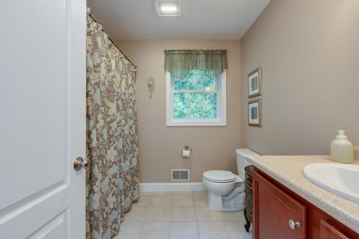159 Lawrence Corner Road Pelham, NH 03076 - Photo 31 of 40