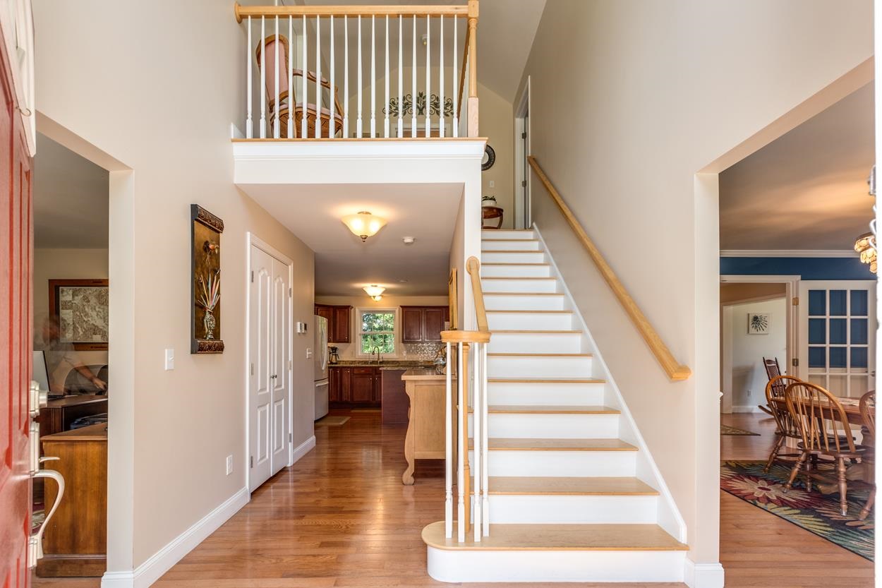 159 Lawrence Corner Road Pelham, NH 03076 - Photo 7 of 40