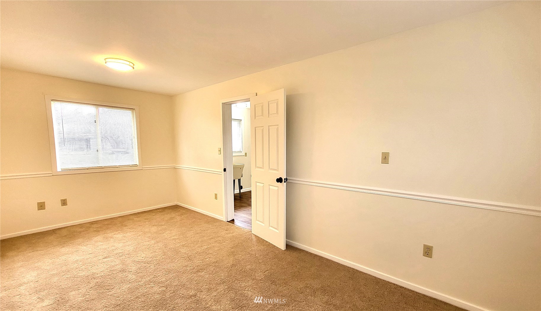 1040 Spath Road Sequim, WA 98382 - Photo 28 of 34 a view of an empty room
