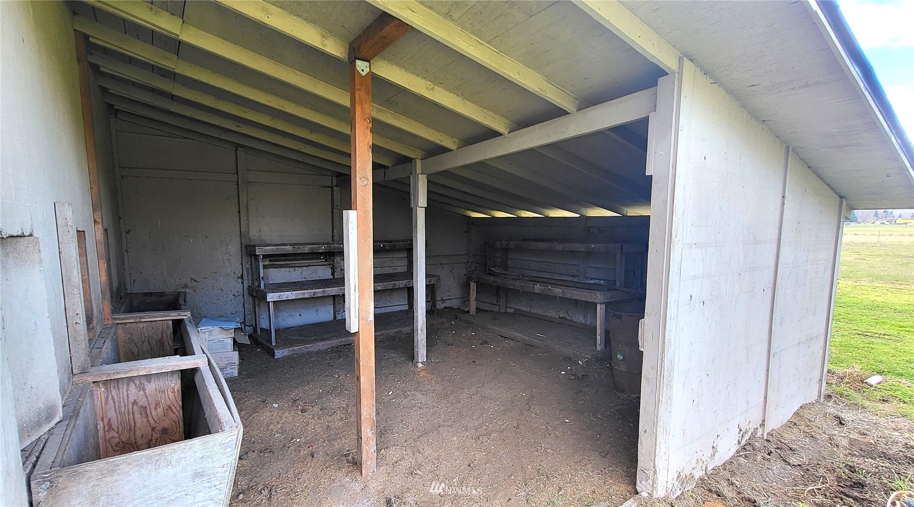 1040 Spath Road Sequim, WA 98382 - Photo 34 of 34 a view of room walk in closet and bedroom