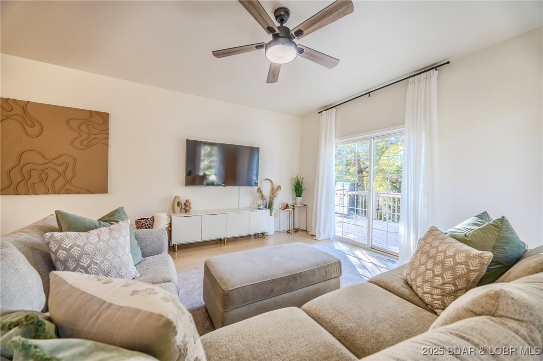 1095 Cherokee Road Lake Ozark, MO 65049 - Photo 12 of 23