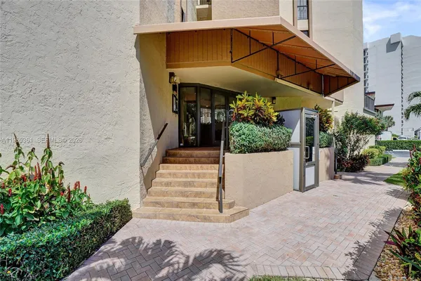 $669,000 | 501 North Riverside Drive, Unit 802, Pompano Beach, FL 33062