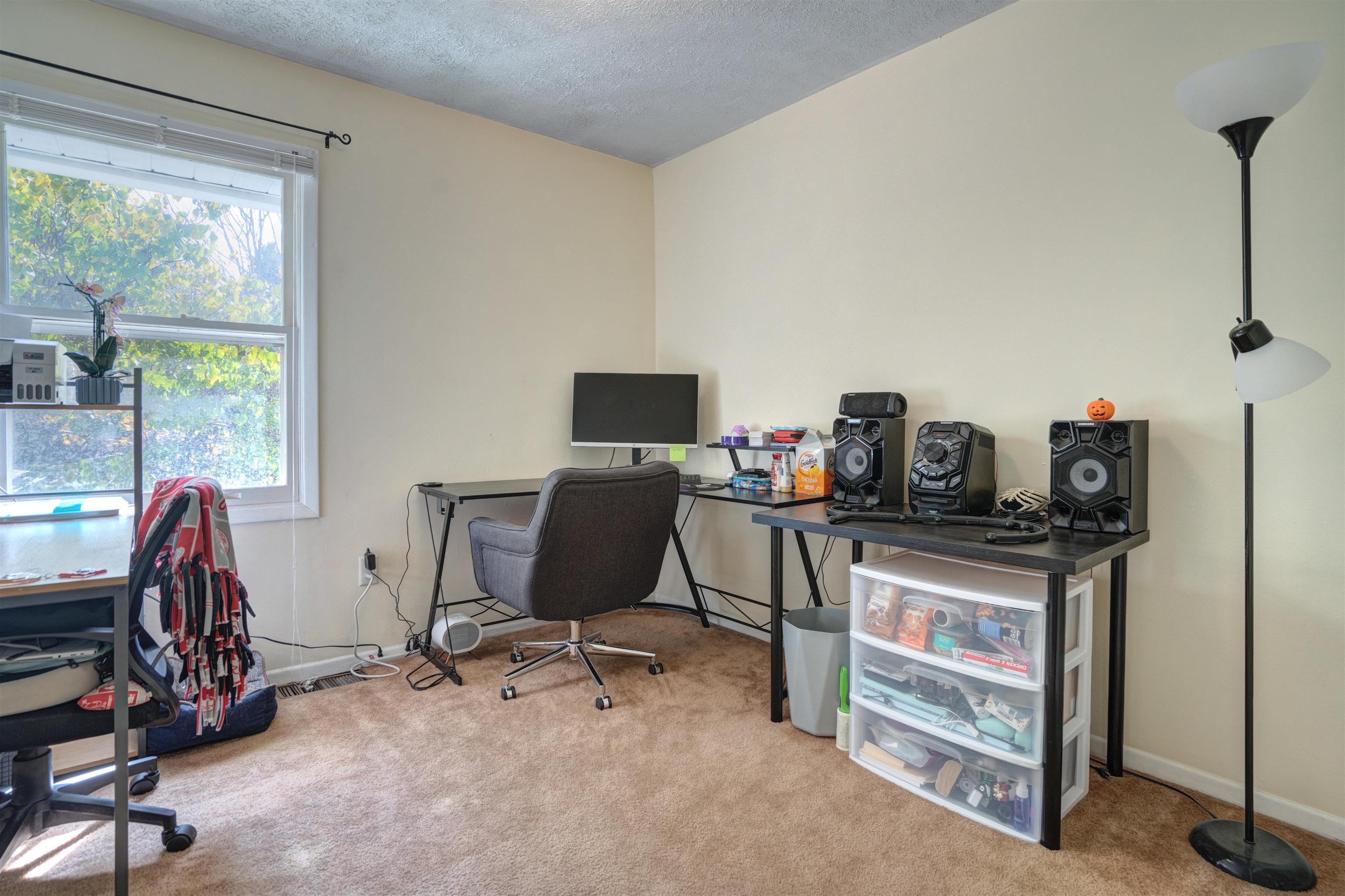 332 Loudon Road Blacksburg, VA 24060 - Photo 21 of 25 Gallery Image 21