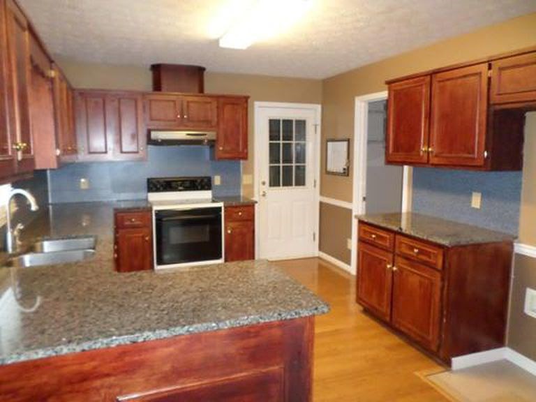 7232 Midland Chase Loop Columbus, GA 31909 - Photo 6 of 13 Gallery Image 6