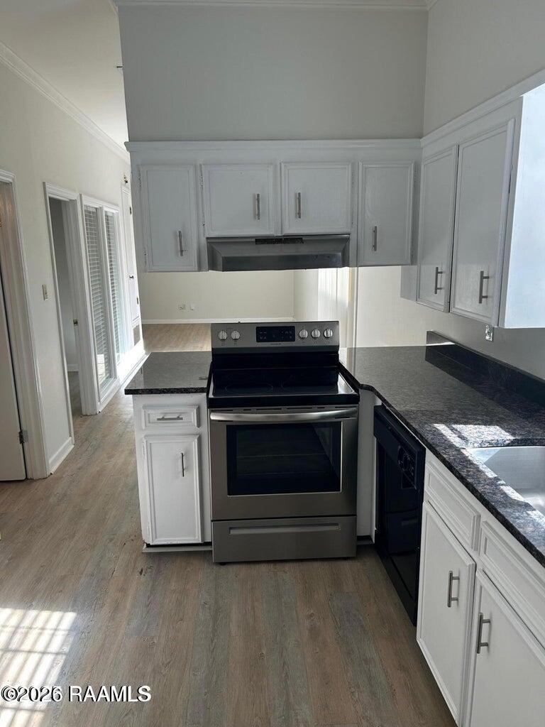 205 Castle Row, Unit A Lafayette, LA 70506 - Photo 4 of 8 kitchen