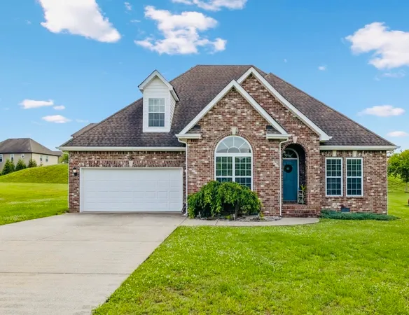 $449,900 | 145 Auburn Hills Drive, Woodbury, TN 37190
